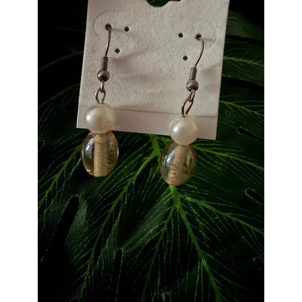 BOGO free Pearl Clear Lucite Bead Dangle Earrings Silver Tone Fishhook Y2K